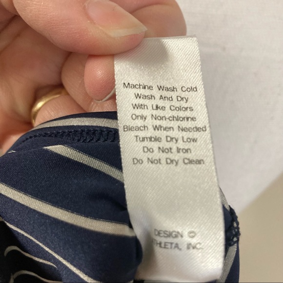 ATHLETA Striped Razorback Active Tank Top - Picture 10 of 10